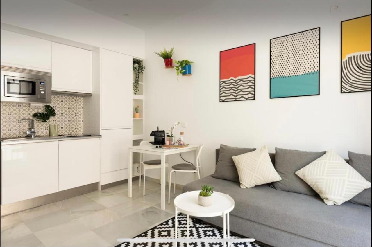 شقة Malaga Centric Best Location And Comfort In Malaga Center المظهر الخارجي الصورة